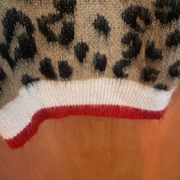 Lulus animal print varsity sweater size M/L NEW - Picture 4 of 8